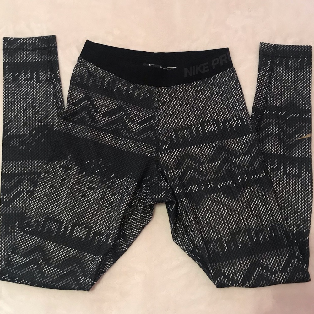 Nike Pro Leggings - image 3